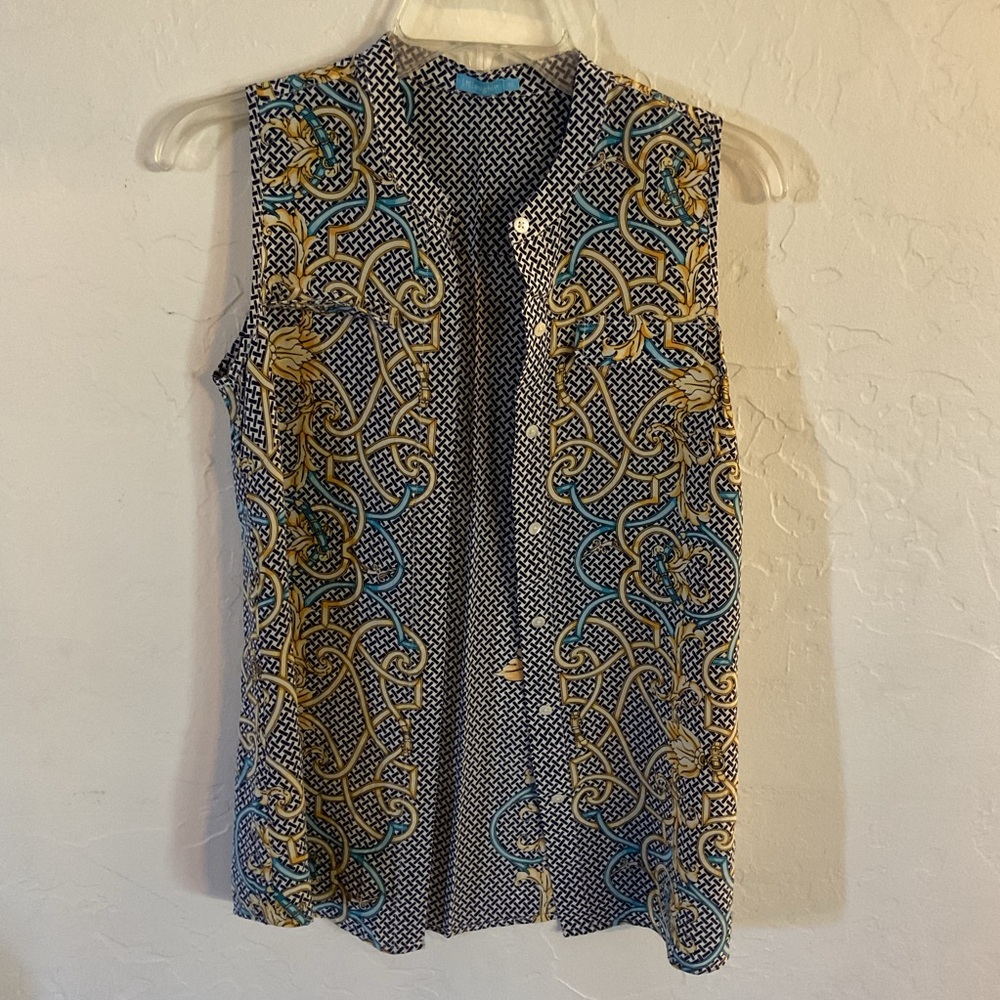 J. McLaughlin Navy Sleeveless Button-Front Top with Gold & Teal Chain Print
